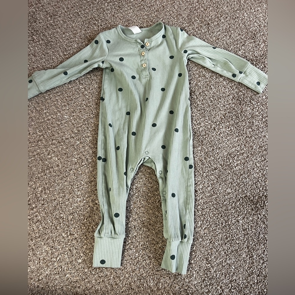 H&M girls boys unisex green polka dot romper coveralls 18 months B1G1 50% off